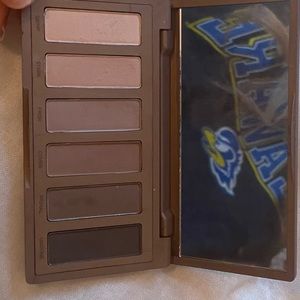 Naked 2 eyeshadow